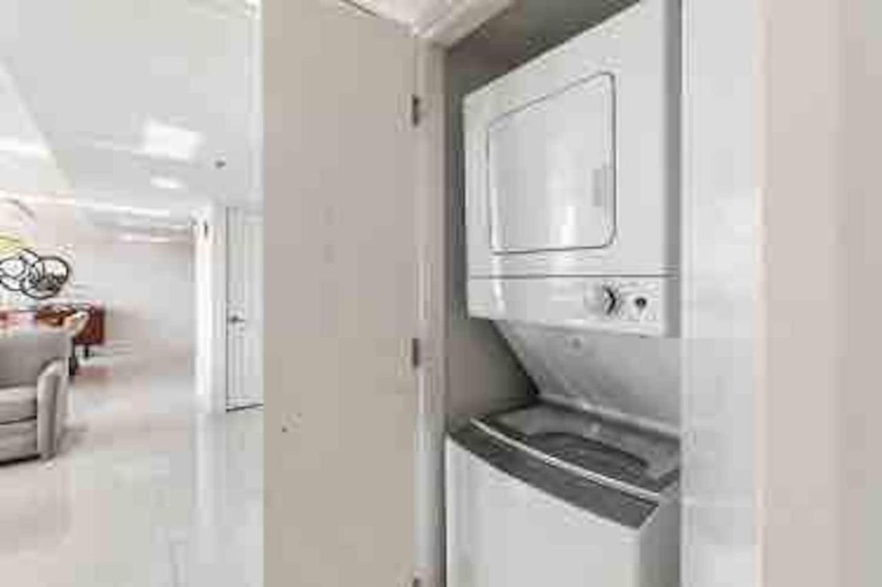Bahia Mar Solare Tower 6Th Floor Bayview Condo 2Bd 2Ba With Pools South Padre Island Exterior foto